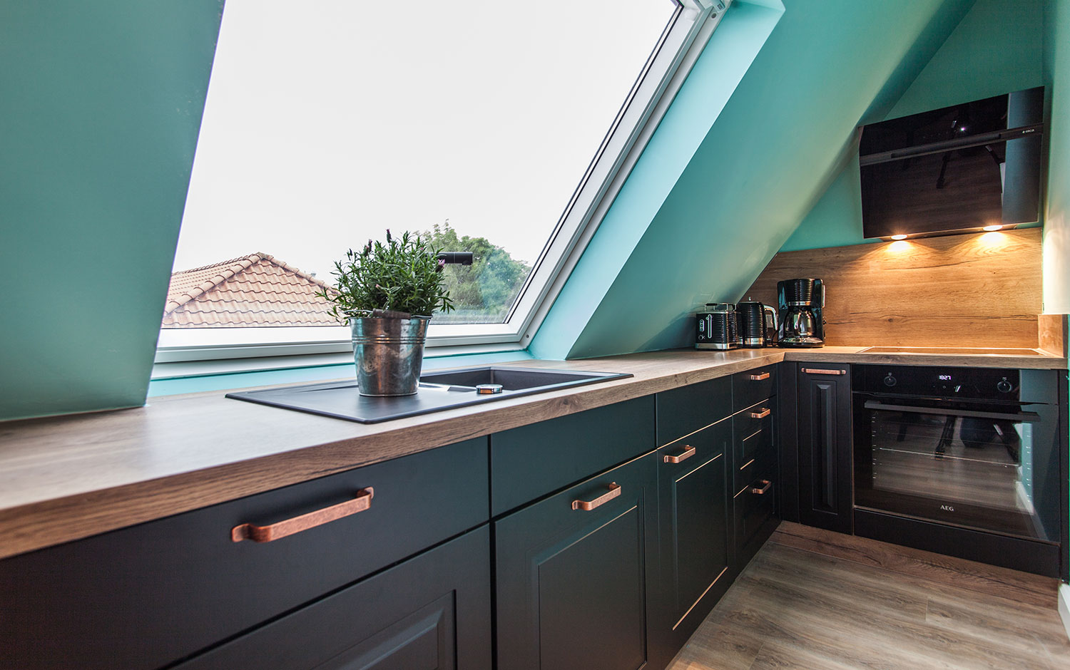 Loft 3 Quartier – Modern und gut ausgestattet bietet Ihnen auch dieses Quartier eine geräumige Küchenzeile.
